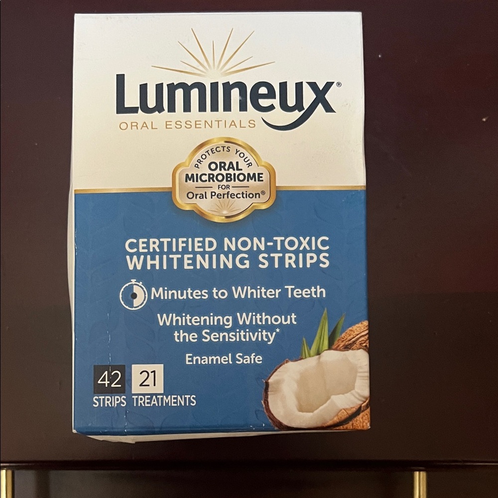 Lumineux Certified Non-Toxic Whitening Strips